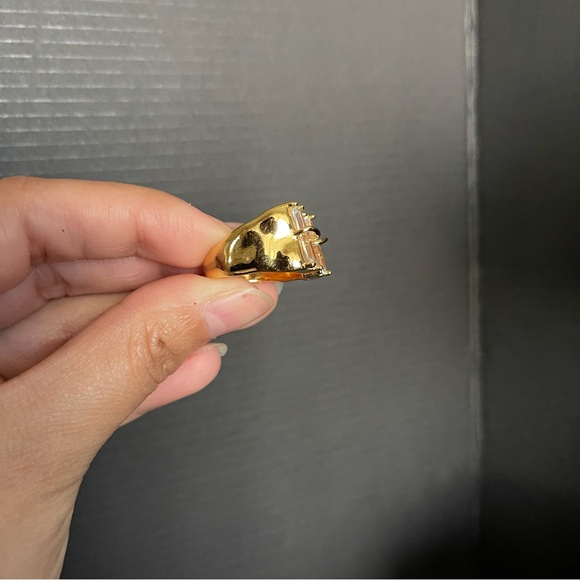 Gold Tone Adjustable Emerald Cut Chunky Statement Ring Sizable - Picture 7 of 7